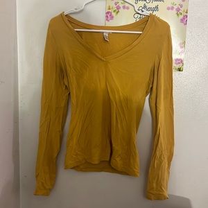 Plain yellow long sleeve t shirt